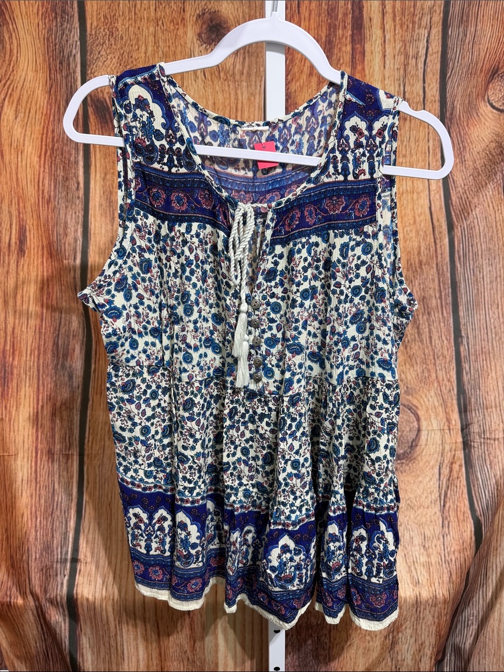 Women’s Tie Front Blouse Size XL